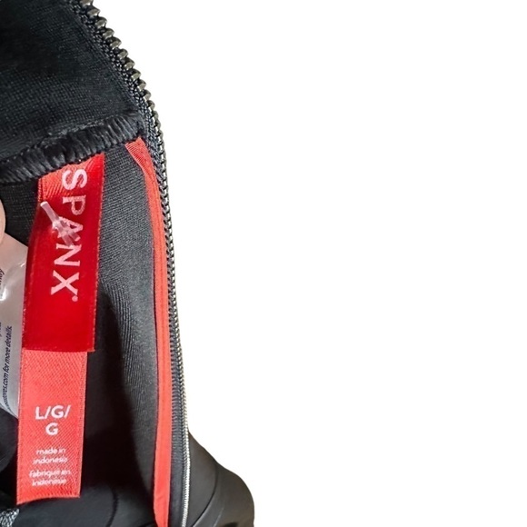 - NEW SPANX Leather-Like Combo Fitted Dress MIDI SIZE LARGE - Picture 4 of 7